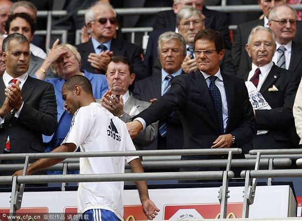 关键时刻社区盾传出新动向,瓦伦西亚再遭质疑,管理层表态——悬念犹存,赛程密集仍需轮换-开云首页入口