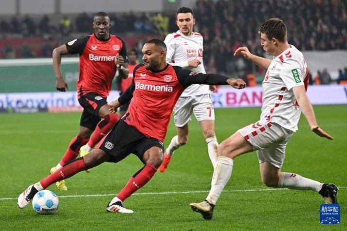 开云首页入口-费耶诺德迎德国杯关键赛；关键时刻临场应变；更衣室稳定；资深球员宣示担当